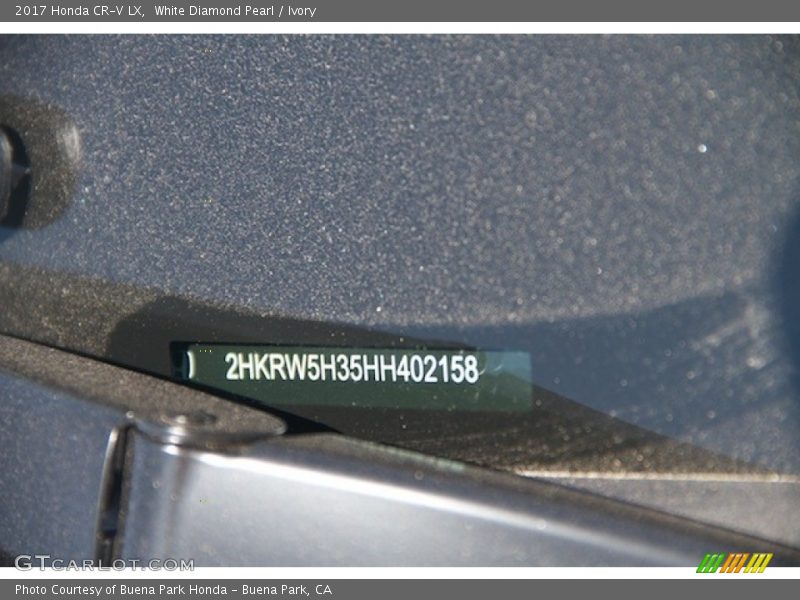 White Diamond Pearl / Ivory 2017 Honda CR-V LX