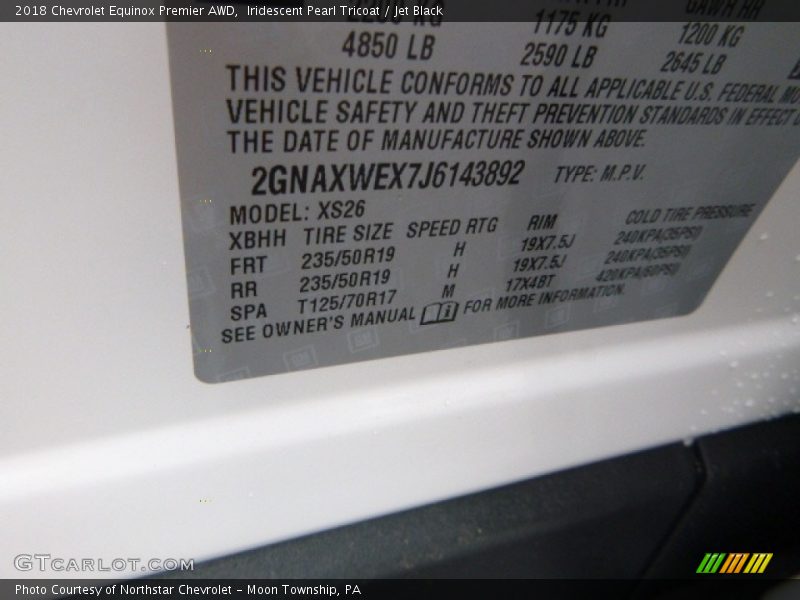 Iridescent Pearl Tricoat / Jet Black 2018 Chevrolet Equinox Premier AWD