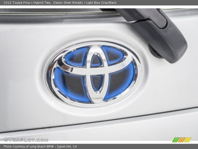 Classic Silver Metallic / Light Blue Gray/Black 2012 Toyota Prius c Hybrid Two
