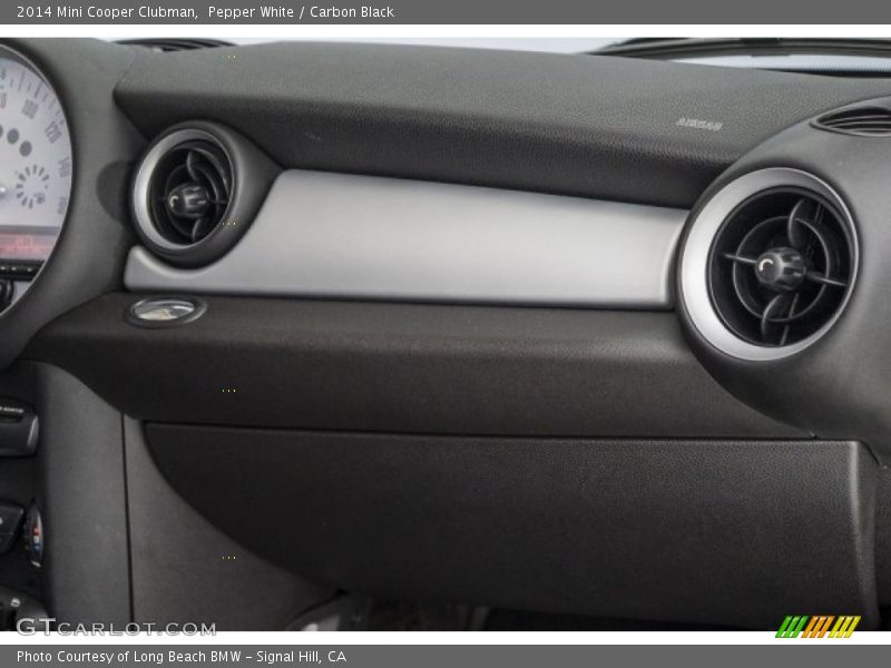 Pepper White / Carbon Black 2014 Mini Cooper Clubman