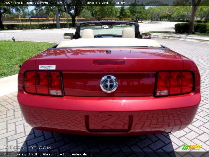 Redfire Metallic / Medium Parchment 2007 Ford Mustang V6 Premium Convertible