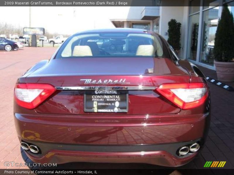 Bordeaux Pontevecchio (Dark Red) / Beige 2009 Maserati GranTurismo