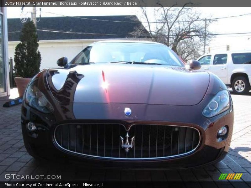 Bordeaux Pontevecchio (Dark Red) / Beige 2009 Maserati GranTurismo