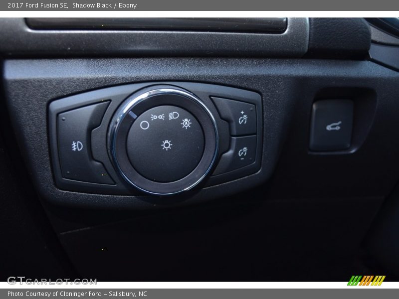 Shadow Black / Ebony 2017 Ford Fusion SE