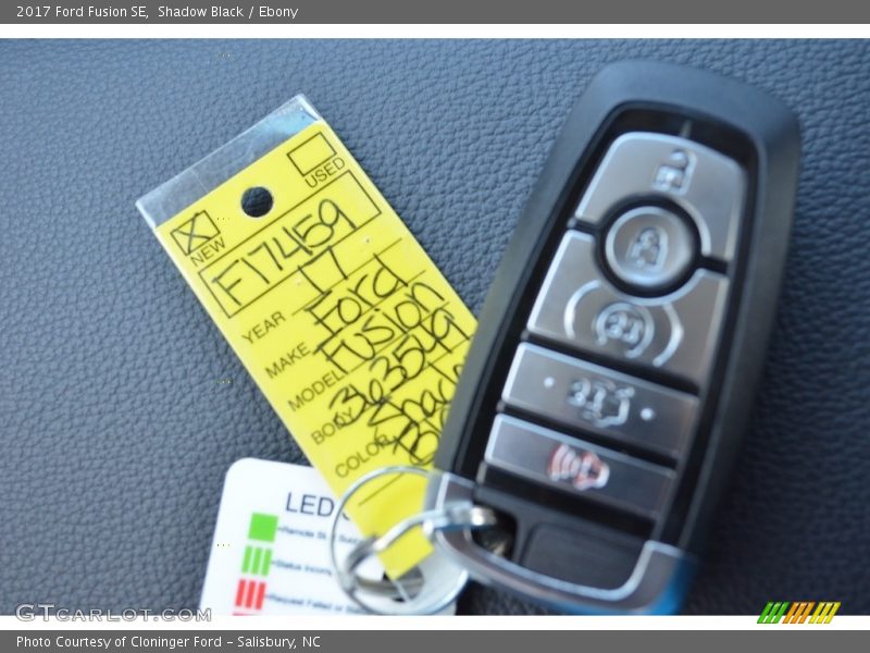 Shadow Black / Ebony 2017 Ford Fusion SE