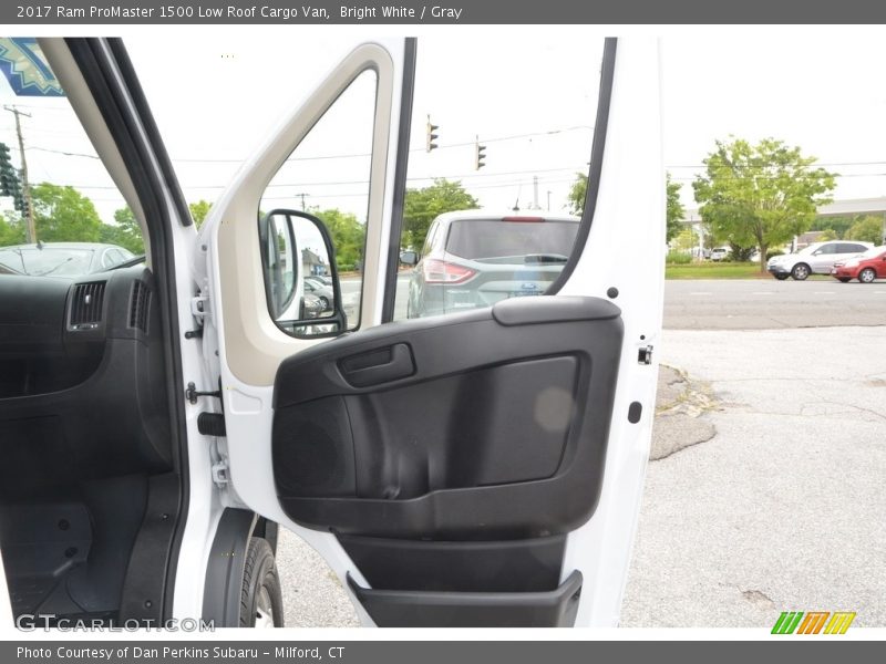 Bright White / Gray 2017 Ram ProMaster 1500 Low Roof Cargo Van