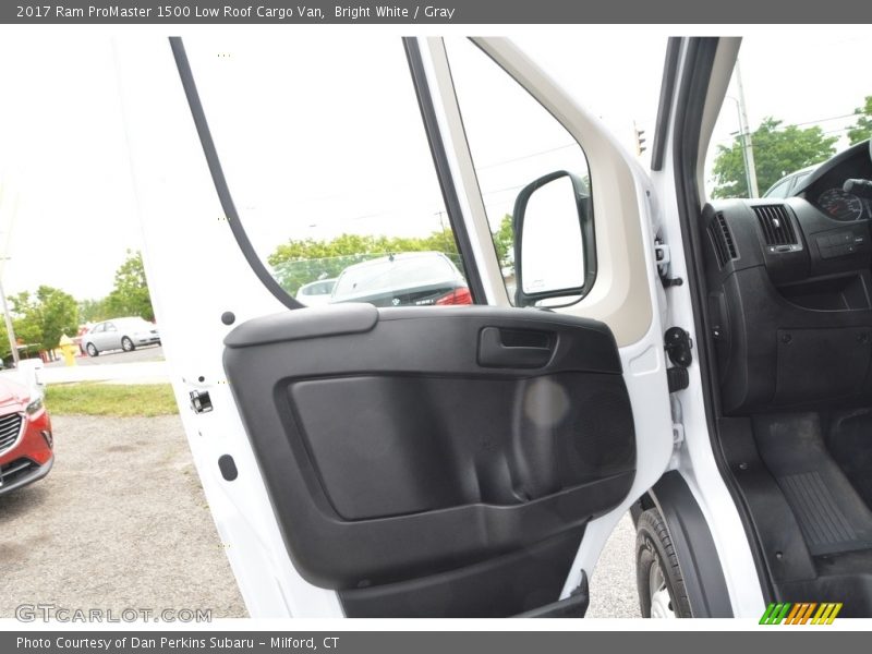 Bright White / Gray 2017 Ram ProMaster 1500 Low Roof Cargo Van