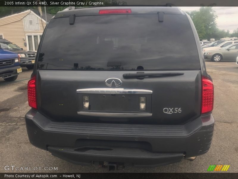Silver Graphite Gray / Graphite 2005 Infiniti QX 56 4WD