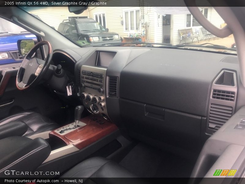 Silver Graphite Gray / Graphite 2005 Infiniti QX 56 4WD