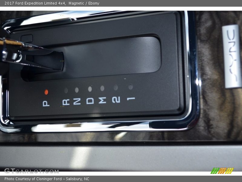 Magnetic / Ebony 2017 Ford Expedition Limited 4x4