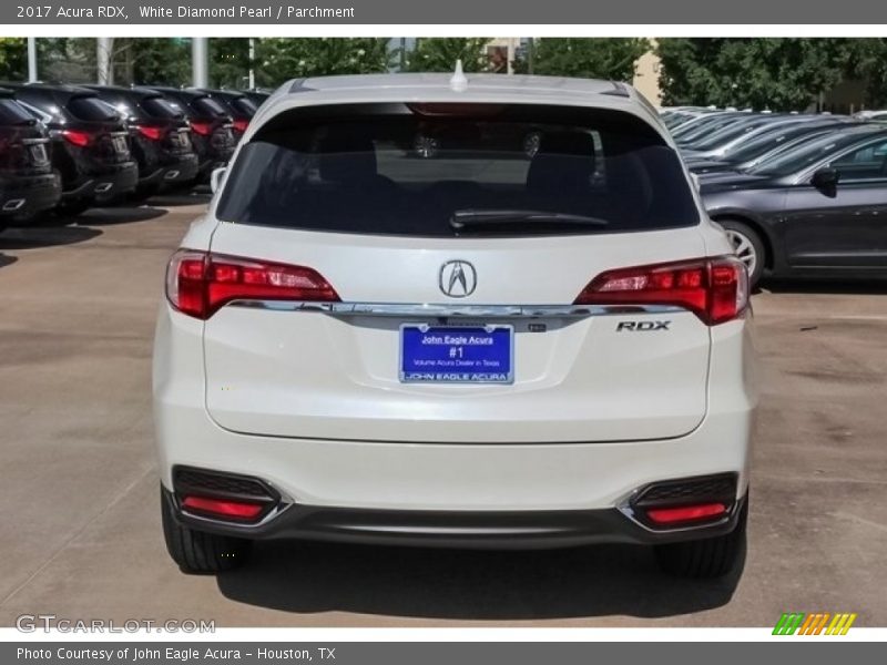 White Diamond Pearl / Parchment 2017 Acura RDX