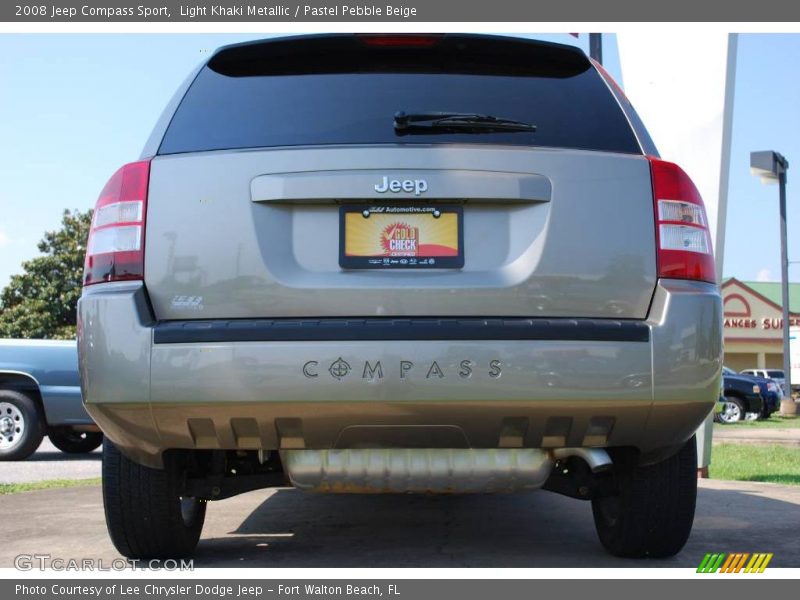 Light Khaki Metallic / Pastel Pebble Beige 2008 Jeep Compass Sport