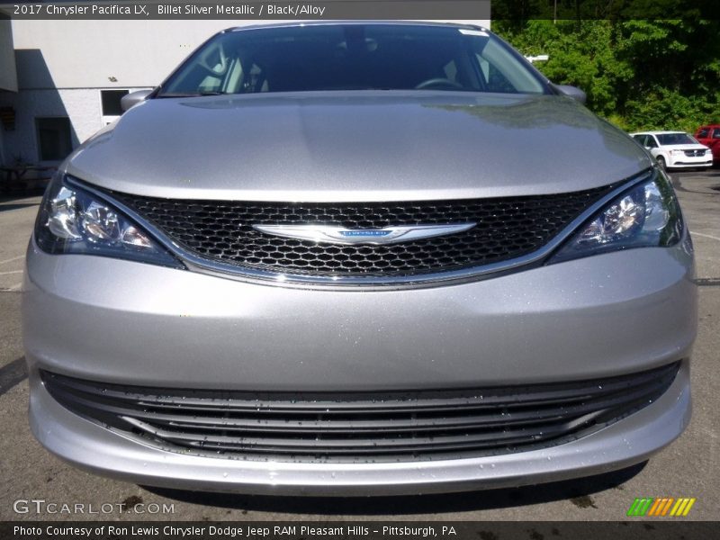 Billet Silver Metallic / Black/Alloy 2017 Chrysler Pacifica LX
