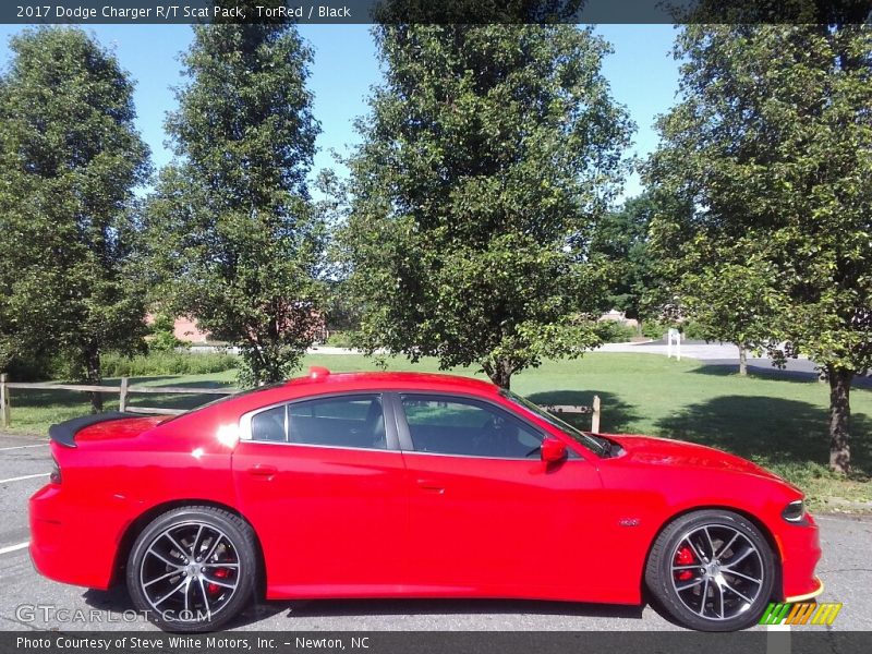 TorRed / Black 2017 Dodge Charger R/T Scat Pack