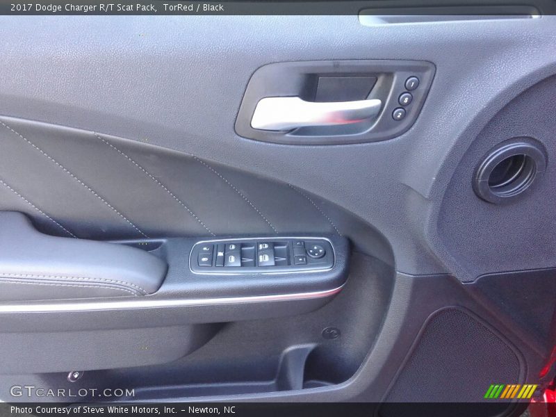 TorRed / Black 2017 Dodge Charger R/T Scat Pack