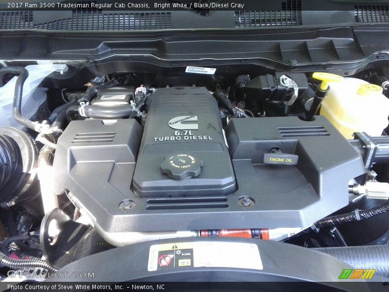 Bright White / Black/Diesel Gray 2017 Ram 3500 Tradesman Regular Cab Chassis