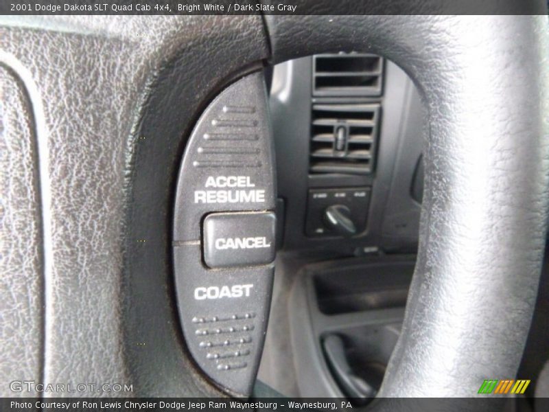 Bright White / Dark Slate Gray 2001 Dodge Dakota SLT Quad Cab 4x4