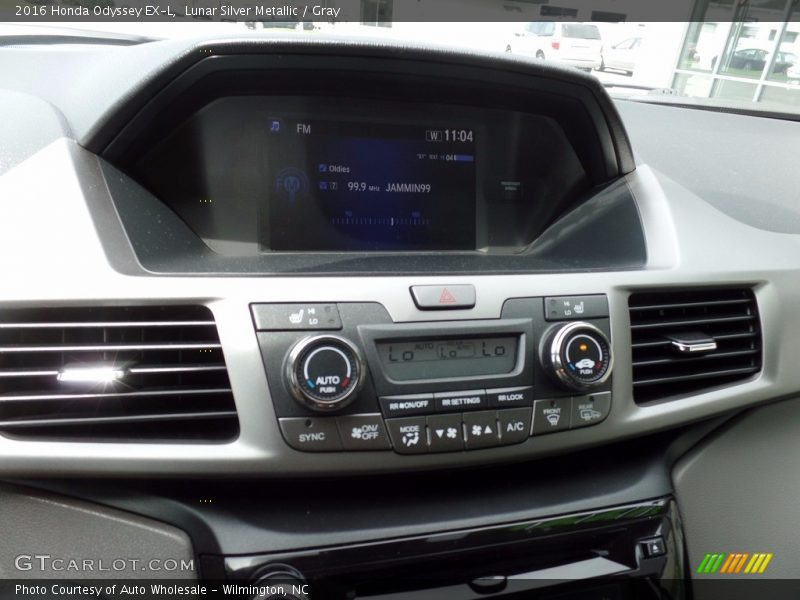 Lunar Silver Metallic / Gray 2016 Honda Odyssey EX-L