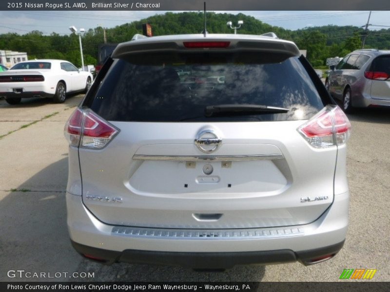 Brilliant Silver / Charcoal 2015 Nissan Rogue SL AWD
