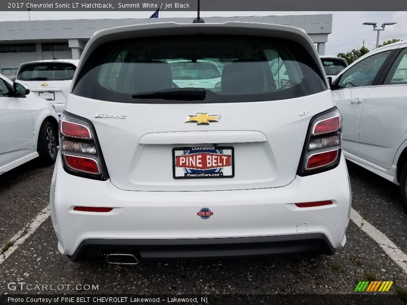 Summit White / Jet Black 2017 Chevrolet Sonic LT Hatchback