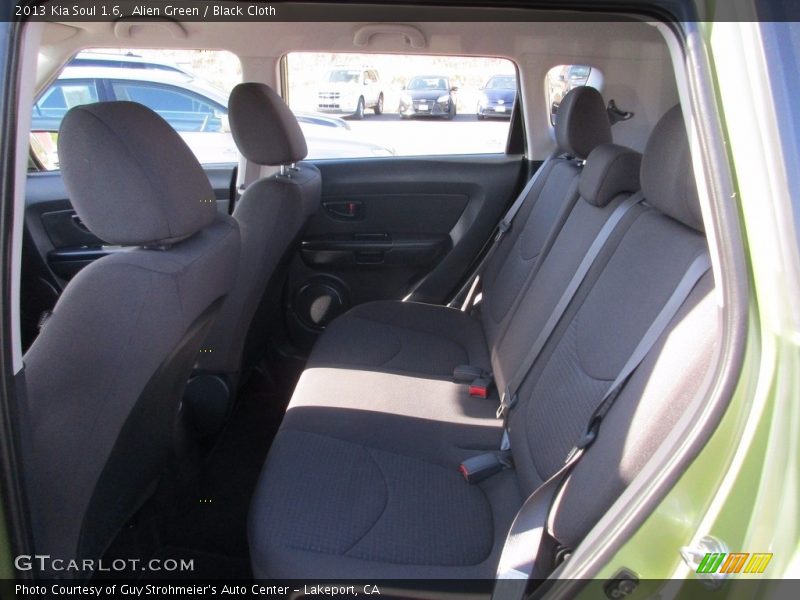 Alien Green / Black Cloth 2013 Kia Soul 1.6