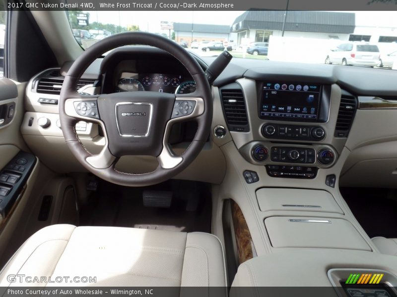 White Frost Tricoat / Cocoa/­Dark Atmosphere 2017 GMC Yukon Denali 4WD