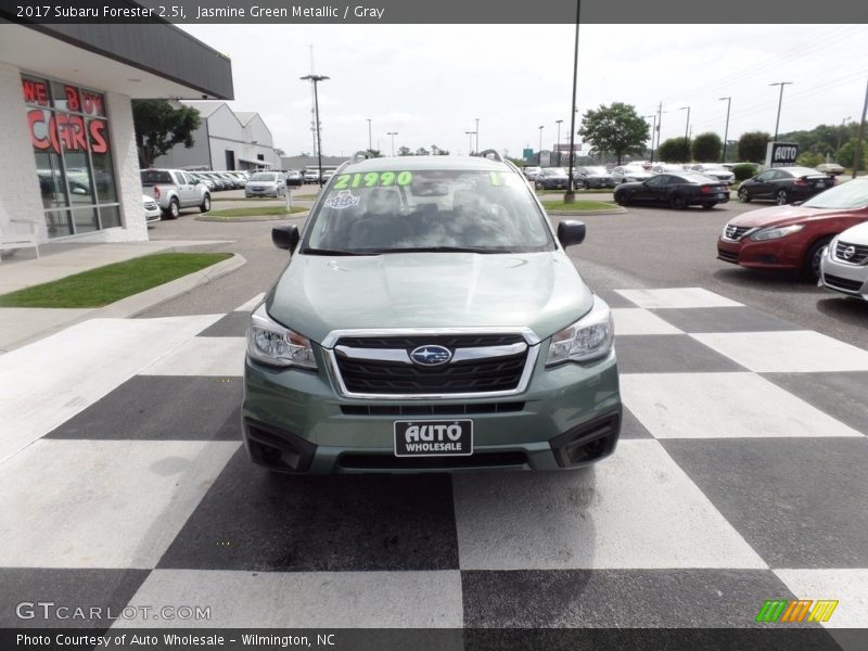 Jasmine Green Metallic / Gray 2017 Subaru Forester 2.5i