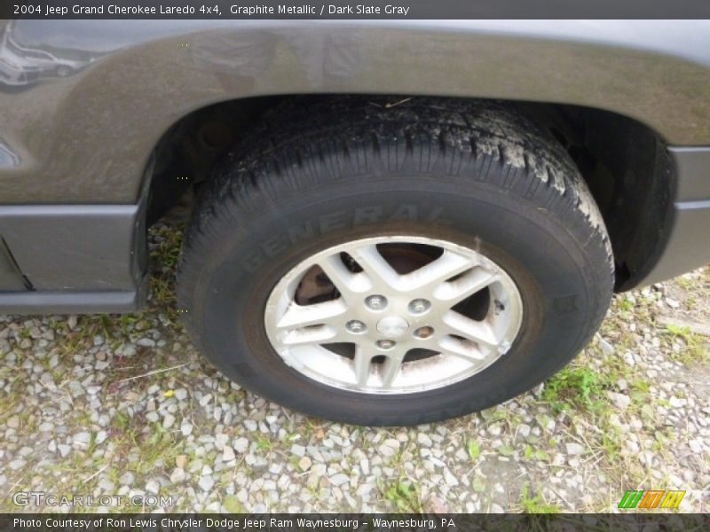 Graphite Metallic / Dark Slate Gray 2004 Jeep Grand Cherokee Laredo 4x4