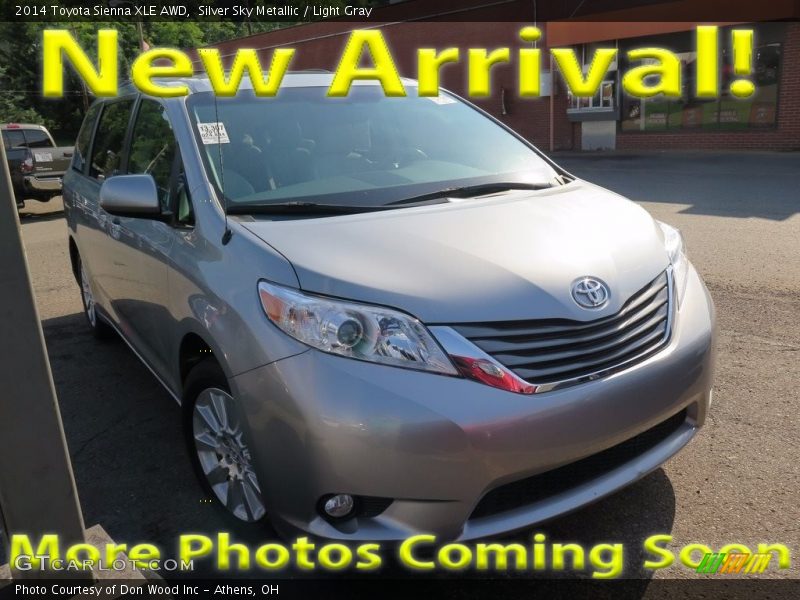 Silver Sky Metallic / Light Gray 2014 Toyota Sienna XLE AWD