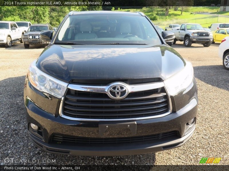Attitude Black Metallic / Ash 2014 Toyota Highlander XLE AWD