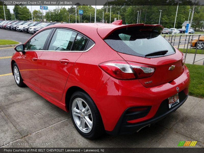 Red Hot / Jet Black 2017 Chevrolet Cruze LT