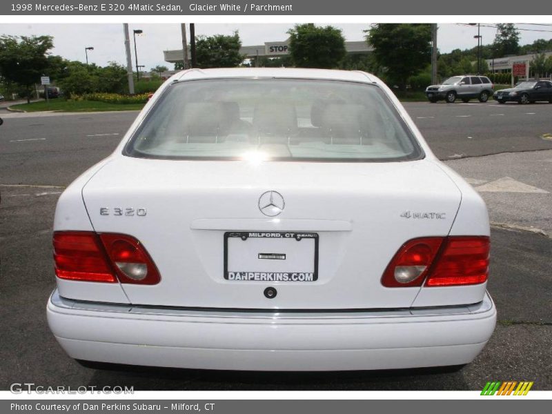 Glacier White / Parchment 1998 Mercedes-Benz E 320 4Matic Sedan