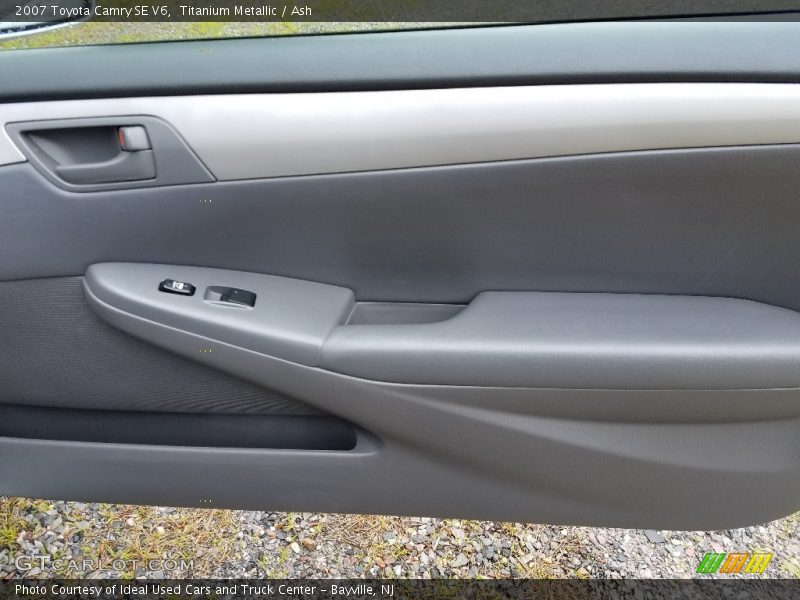 Titanium Metallic / Ash 2007 Toyota Camry SE V6