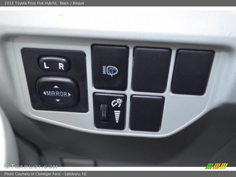 Black / Bisque 2013 Toyota Prius Five Hybrid
