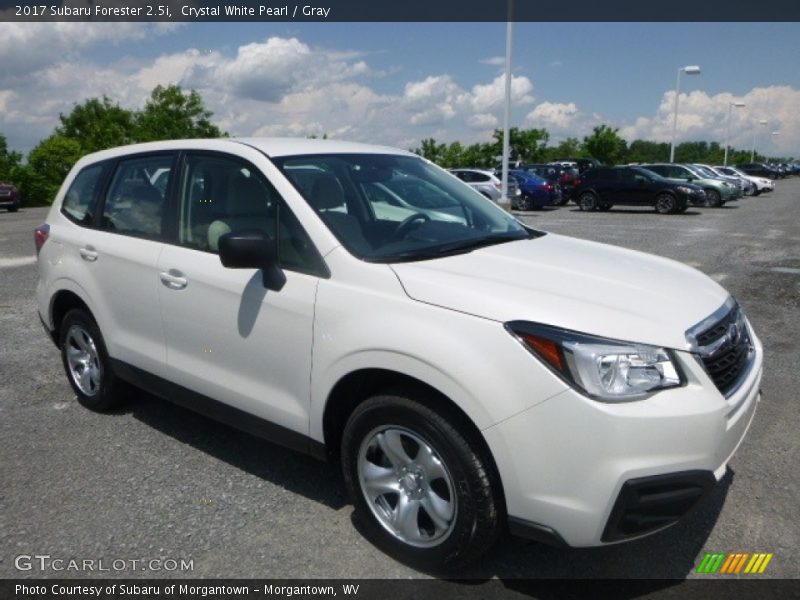 Crystal White Pearl / Gray 2017 Subaru Forester 2.5i