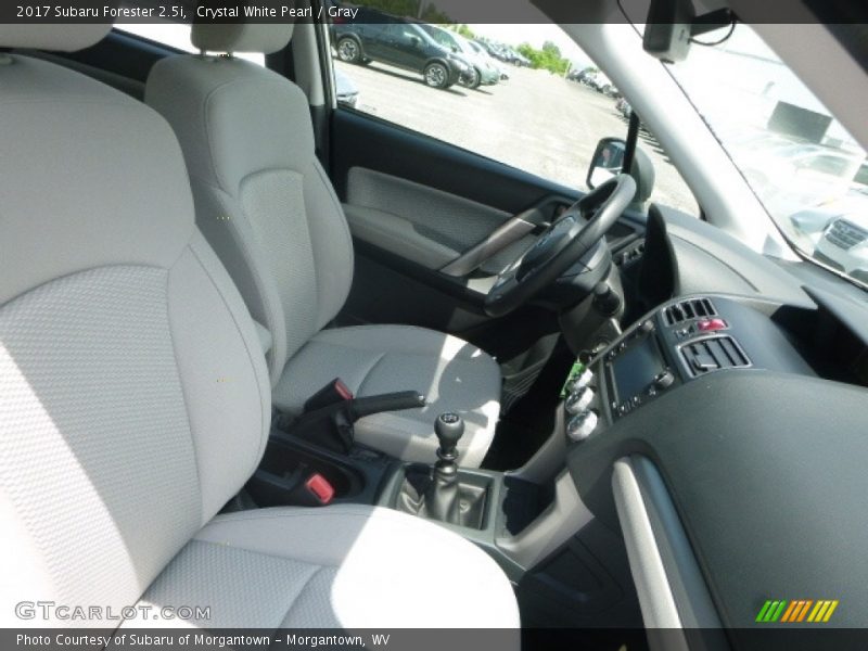 Crystal White Pearl / Gray 2017 Subaru Forester 2.5i