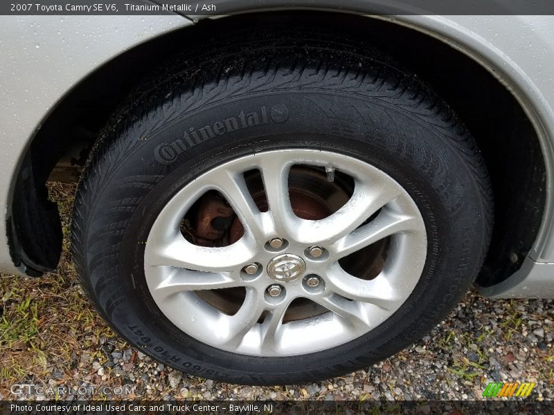 Titanium Metallic / Ash 2007 Toyota Camry SE V6