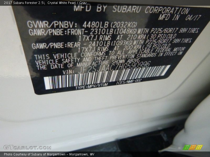 Crystal White Pearl / Gray 2017 Subaru Forester 2.5i
