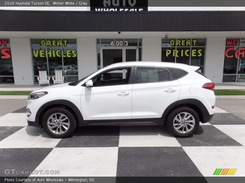 Winter White / Gray 2016 Hyundai Tucson SE