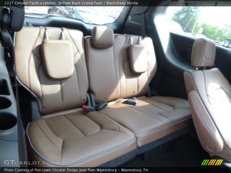 Brilliant Black Crystal Pearl / Black/Deep Mocha 2017 Chrysler Pacifica Limited