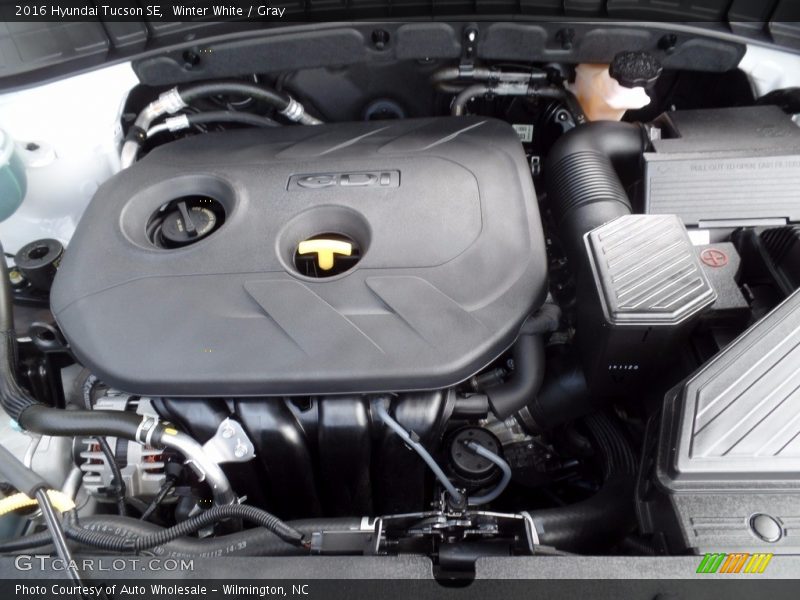 Winter White / Gray 2016 Hyundai Tucson SE