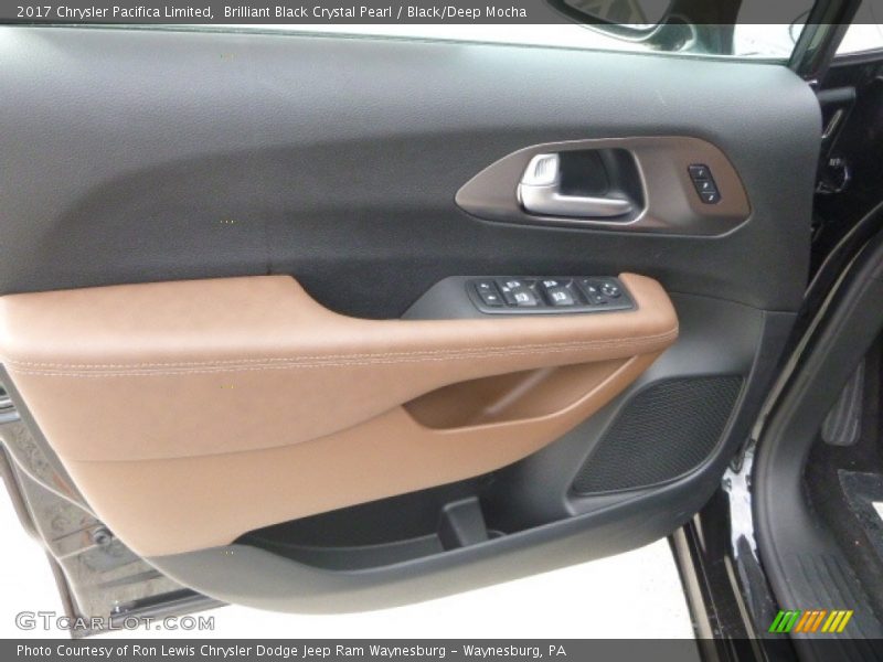 Brilliant Black Crystal Pearl / Black/Deep Mocha 2017 Chrysler Pacifica Limited