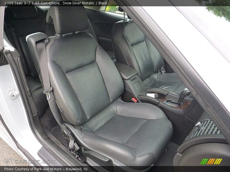 Front Seat of 2009 9-3 2.0T Convertible