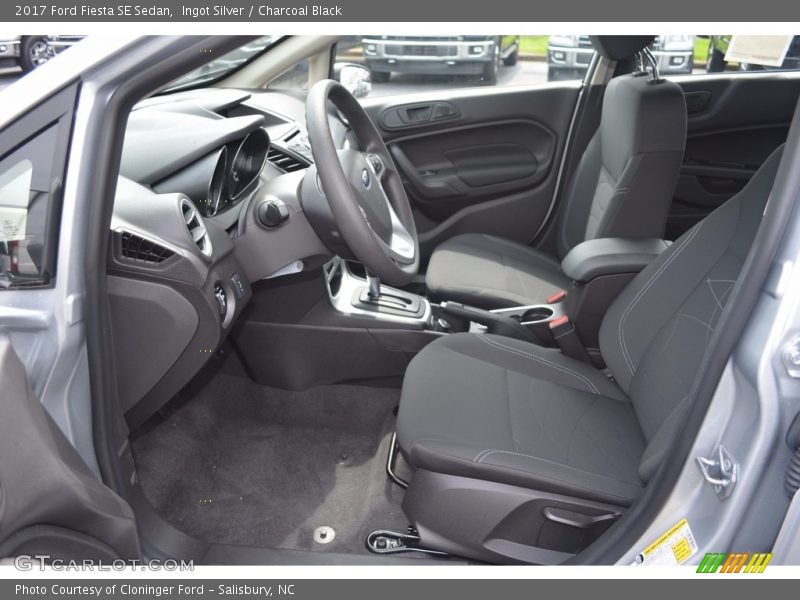  2017 Fiesta SE Sedan Charcoal Black Interior