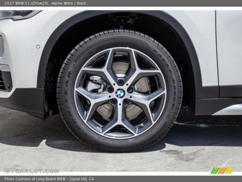 Alpine White / Black 2017 BMW X1 xDrive28i