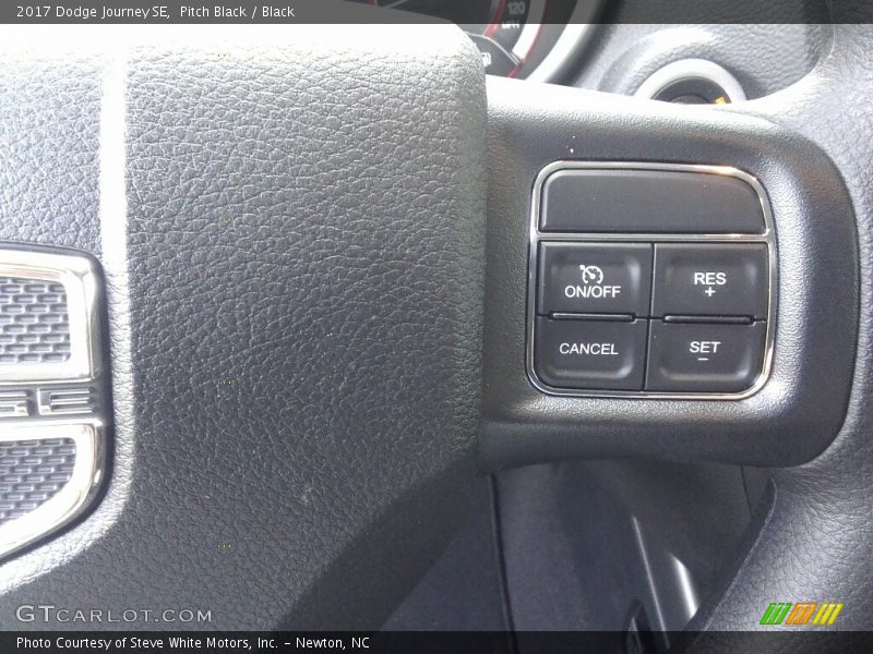 Pitch Black / Black 2017 Dodge Journey SE
