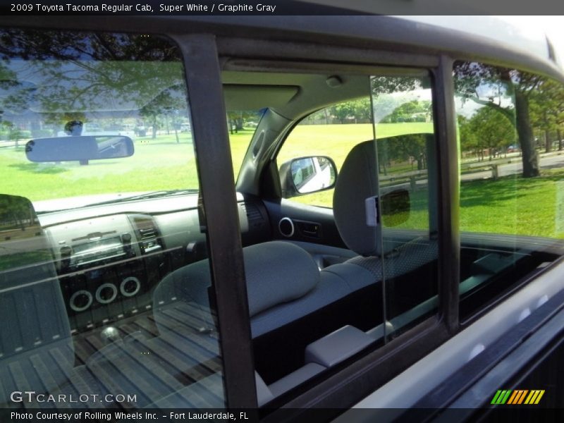 Super White / Graphite Gray 2009 Toyota Tacoma Regular Cab