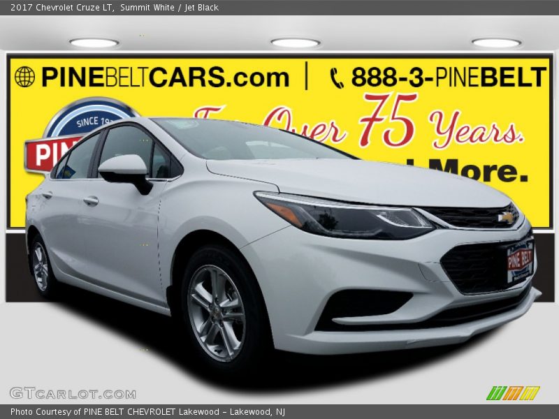 Summit White / Jet Black 2017 Chevrolet Cruze LT