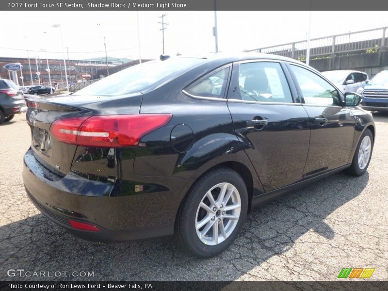 Shadow Black / Medium Light Stone 2017 Ford Focus SE Sedan