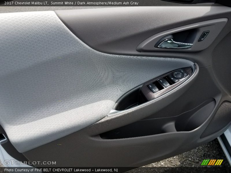 Summit White / Dark Atmosphere/Medium Ash Gray 2017 Chevrolet Malibu LT